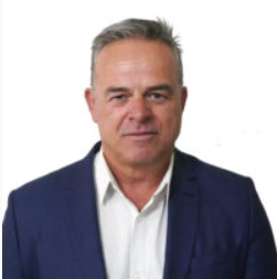 Δεντροφύτευση στο δημοτικό πάρκινγ του Σχίνου 